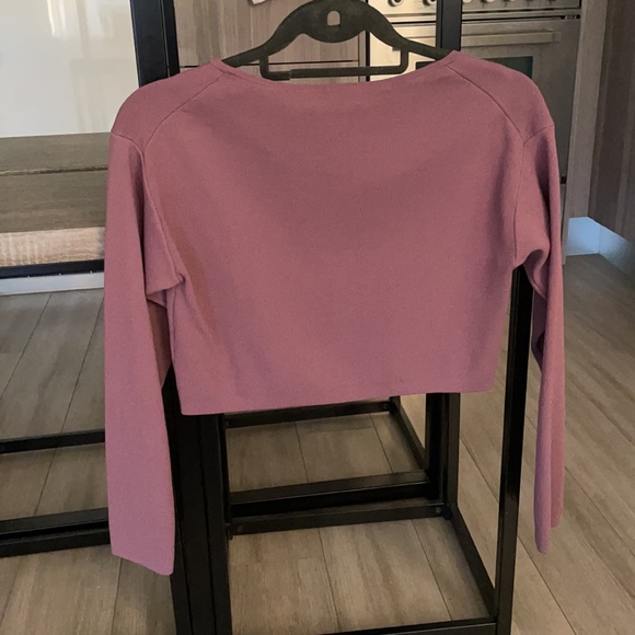 Aritzia Babaton Hessy cropped shirt - Picture 6 of 7